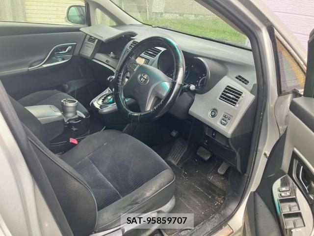 Toyota MARK X 2012-11 8245798-12