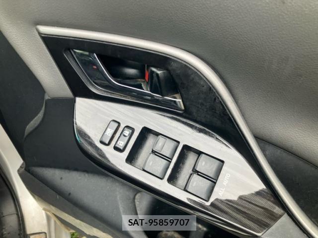 Toyota MARK X 2012-11 8245798-13
