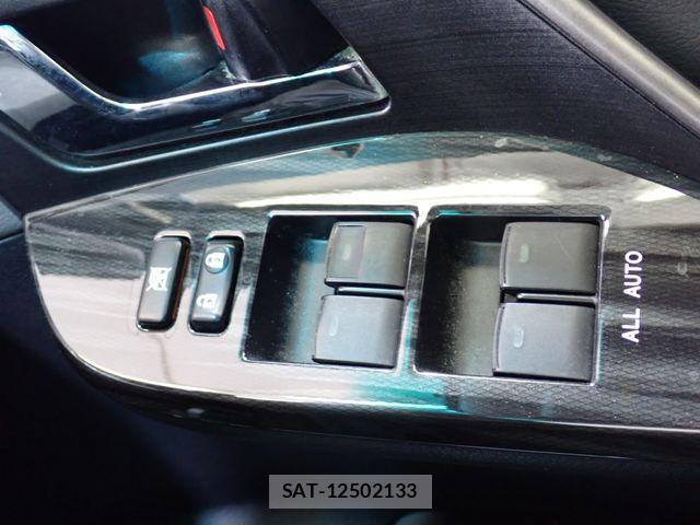 Toyota MARK X 2011-07 8336657-20