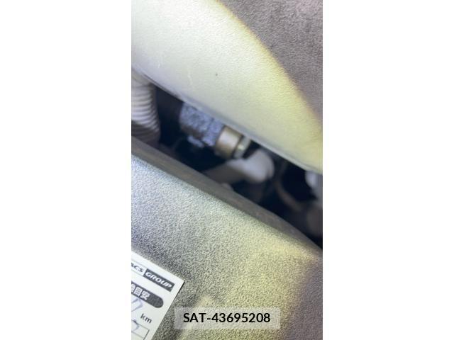 Toyota MARK X 2007-10 8413402-26