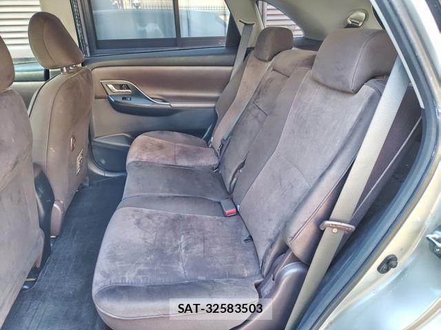 Toyota MARK X 2011-03 8413403-13