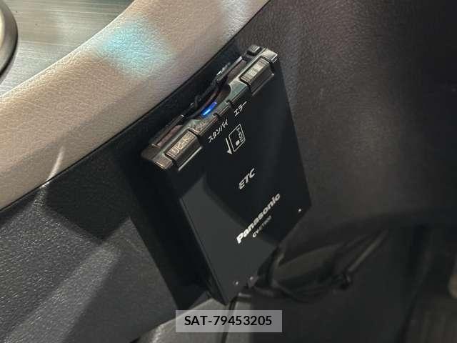 Toyota MARK X 2007-10 8562533-14