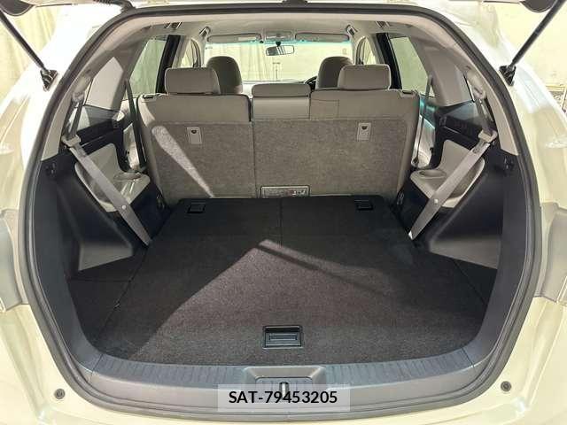 Toyota MARK X 2007-10 8562533-26