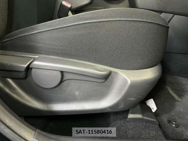 Toyota MARK X 2011-07 8562532-17