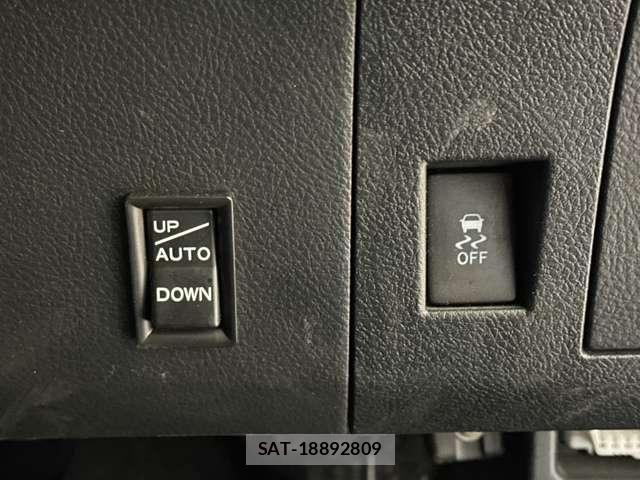 Toyota MARK X 2009-10 8562530-13