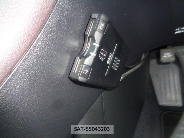 Toyota MARK X 2009-02 3378550-16