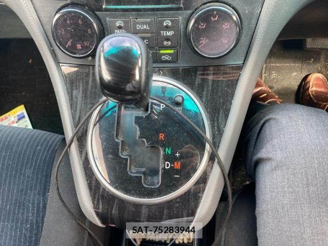 Toyota MARK X 2013-08 7358613-19