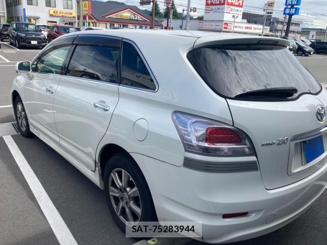 Toyota MARK X 2013-08 7358613-2