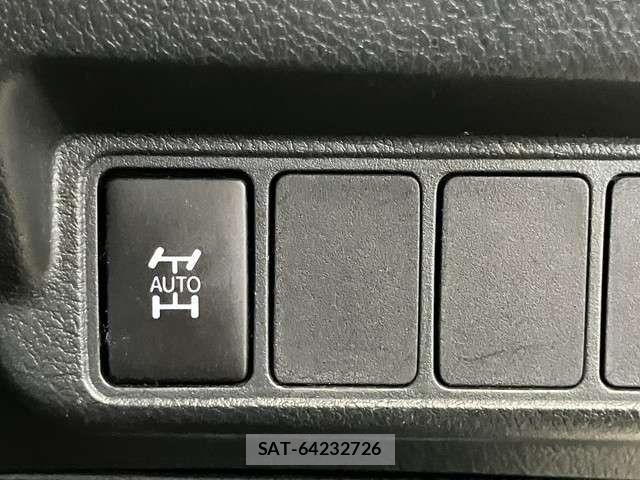 Toyota MARK X 2013-03 7725292-14