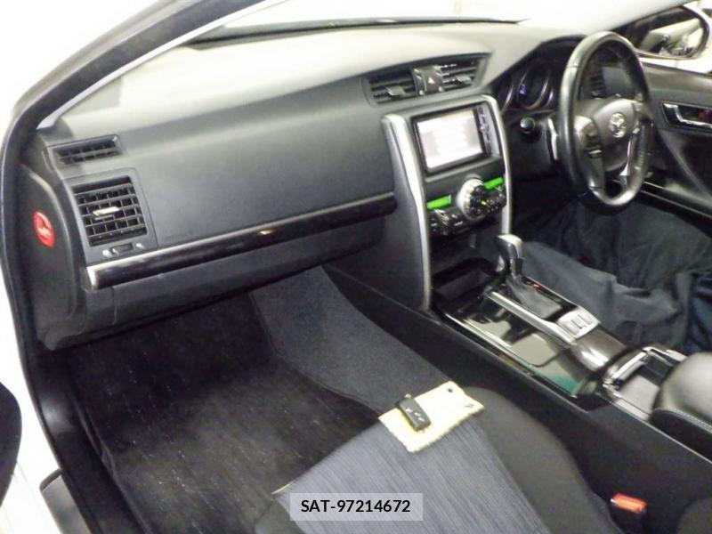 Toyota MARK X 2013-08 7175238-4