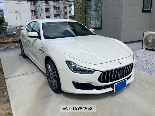 Maserati GHIBLI 2022-06 8366828-1