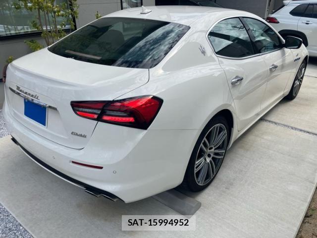Maserati GHIBLI 2022-06 8366828-3