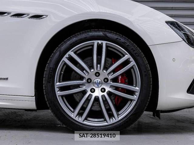 Maserati GHIBLI 2018-09 611584-13