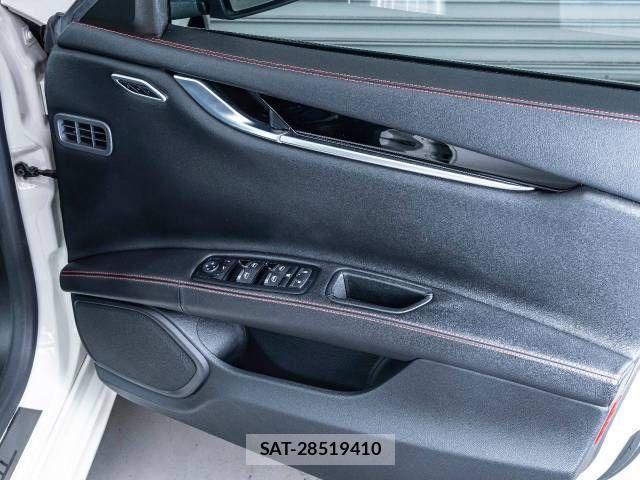 Maserati GHIBLI 2018-09 611584-16