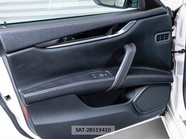 Maserati GHIBLI 2018-09 611584-17