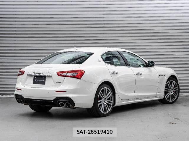 Maserati GHIBLI 2018-09 611584-3
