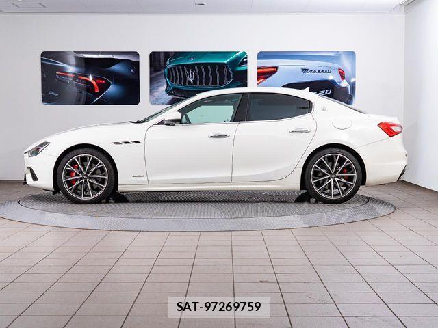 Maserati GHIBLI 2019-08 1391798-14