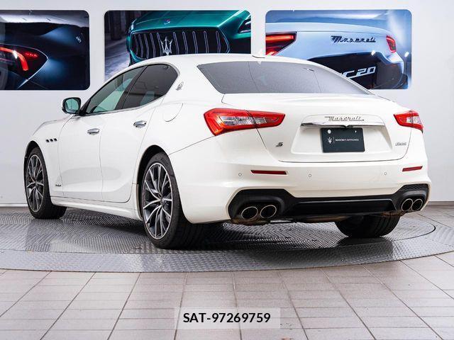 Maserati GHIBLI 2019-08 1391798-16