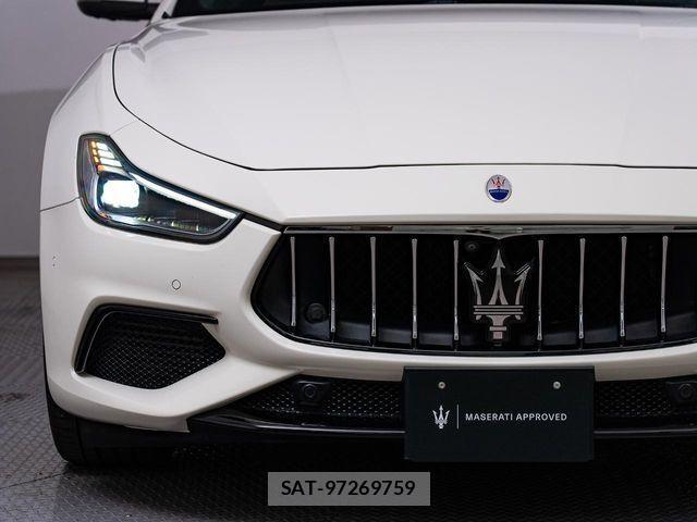 Maserati GHIBLI 2019-08 1391798-18