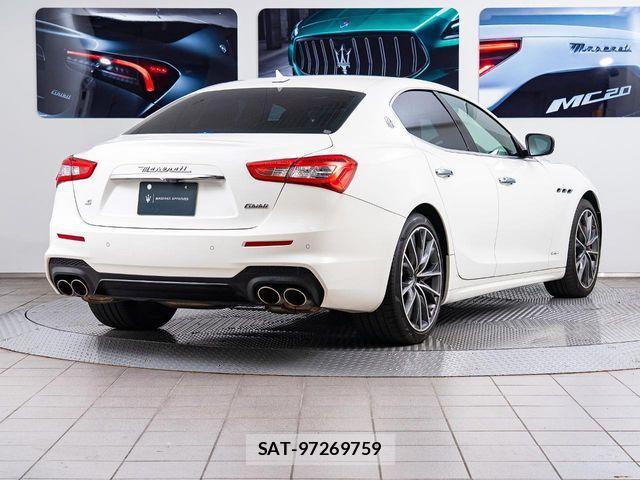 Maserati GHIBLI 2019-08 1391798-3