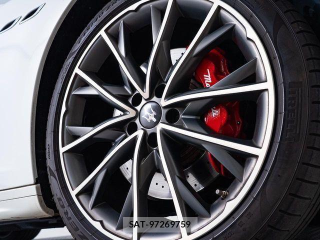 Maserati GHIBLI 2019-08 1391798-5