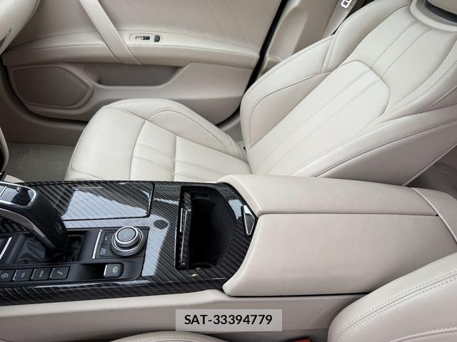 Maserati GHIBLI 2021-10 2002467-11