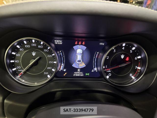 Maserati GHIBLI 2021-10 2002467-17