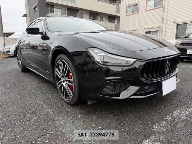 Maserati GHIBLI 2021-10 2002467-2