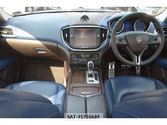Maserati GHIBLI 2016-02 3714724-9