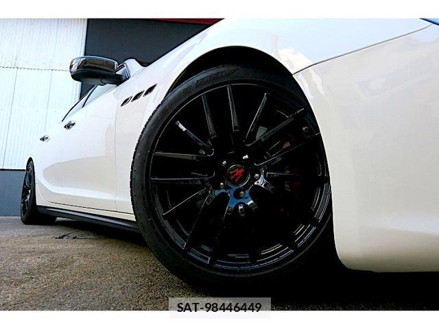 Maserati GHIBLI 2016-03 4044946-1