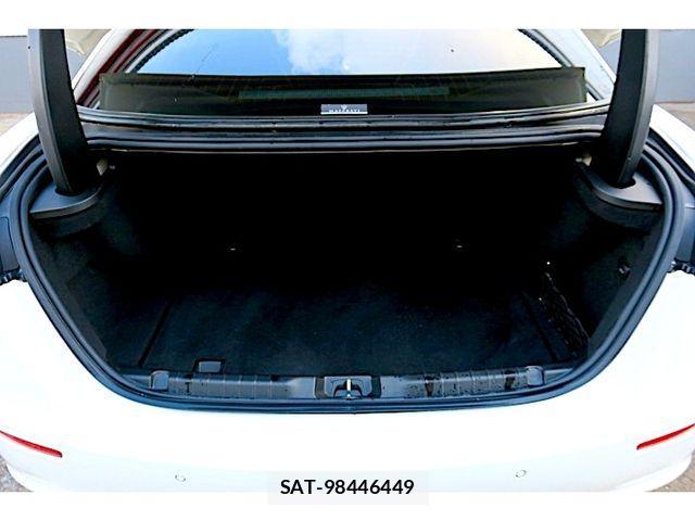 Maserati GHIBLI 2016-03 4044946-22