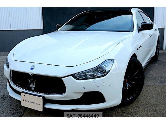 Maserati GHIBLI 2016-03 4044946-4