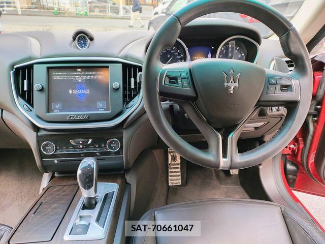 Maserati GHIBLI 2018-09 4755251-15