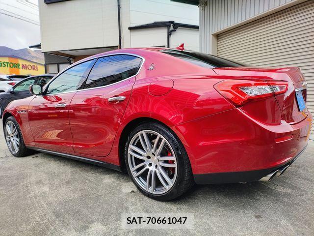 Maserati GHIBLI 2018-09 4755251-5