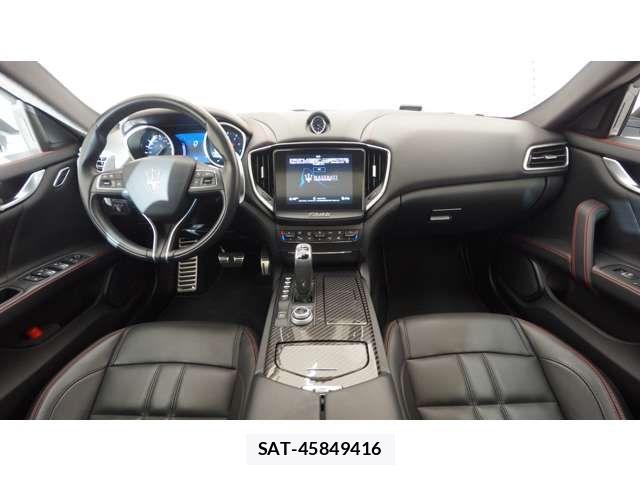 Maserati GHIBLI 2021-09 5871363-7