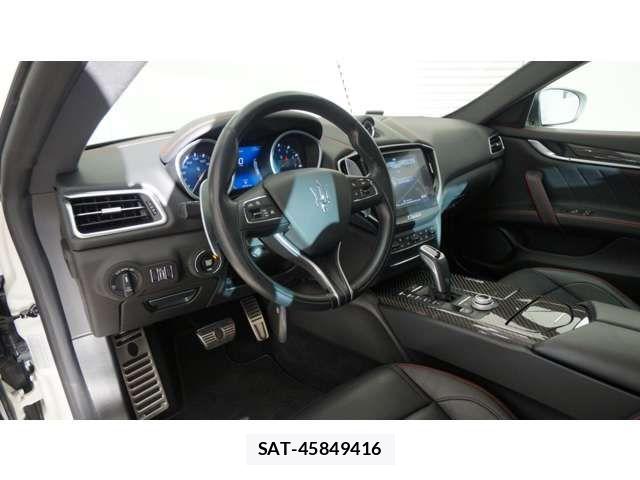 Maserati GHIBLI 2021-09 5871363-8