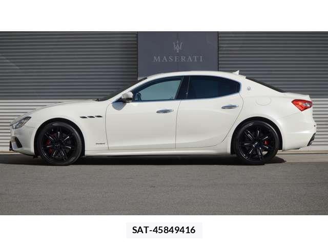 Maserati GHIBLI 2021-09 5871363-1
