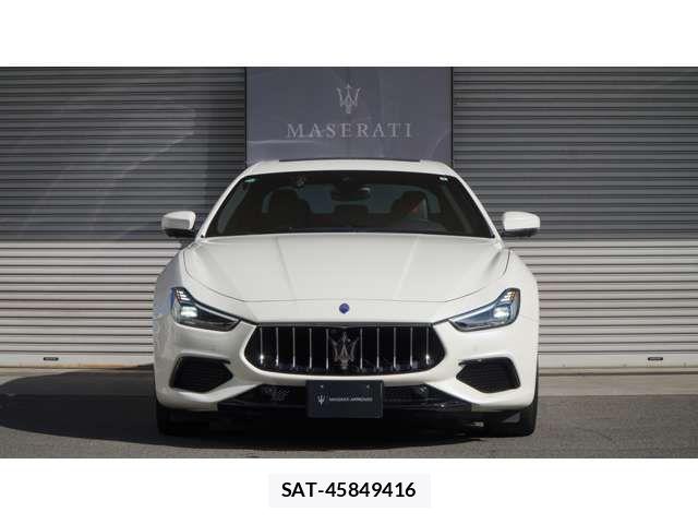 Maserati GHIBLI 2021-09 5871363-5