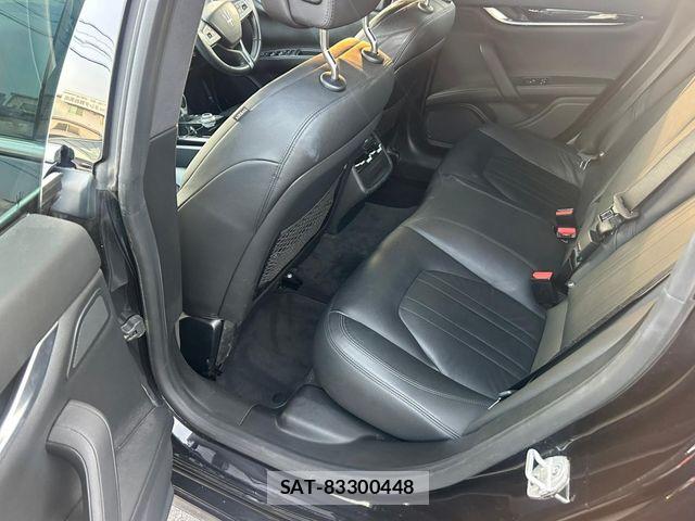 Maserati GHIBLI 2017-09 5871371-16