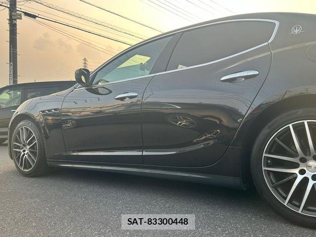 Maserati GHIBLI 2017-09 5871371-3