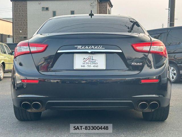 Maserati GHIBLI 2017-09 5871371-6