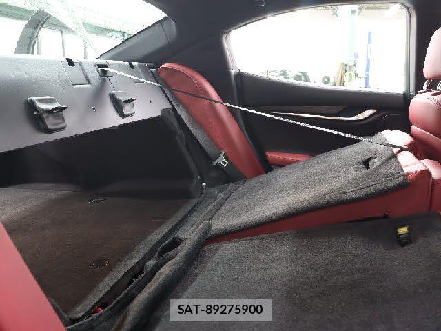 Maserati GHIBLI 2016-05 6012228-21