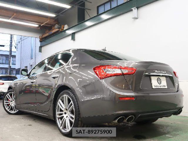 Maserati GHIBLI 2016-05 6012228-2