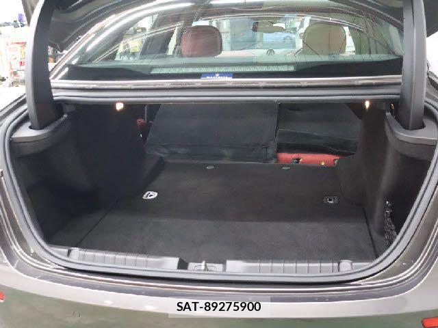 Maserati GHIBLI 2016-05 6012228-6