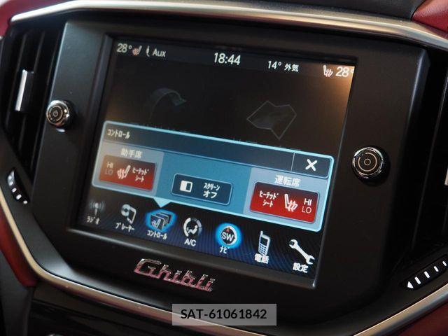 Maserati GHIBLI 2016-09 6216601-17
