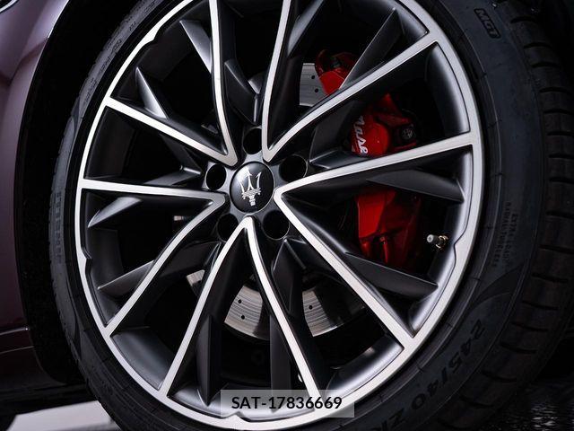 Maserati GHIBLI 2021-05 6216592-7