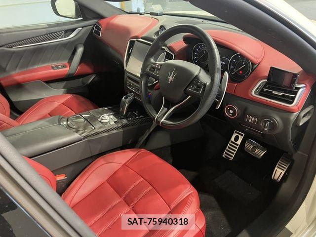 Maserati GHIBLI 2021-12 6216586-1