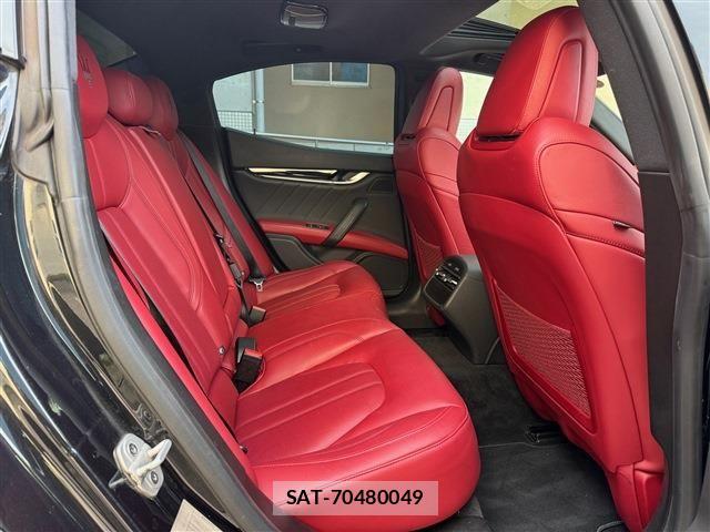 Maserati GHIBLI 2019-10 6245406-10