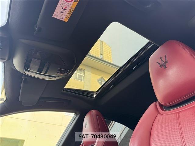 Maserati GHIBLI 2019-10 6245406-20