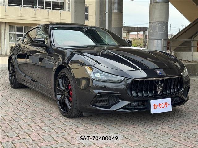 Maserati GHIBLI 2019-10 6245406-23